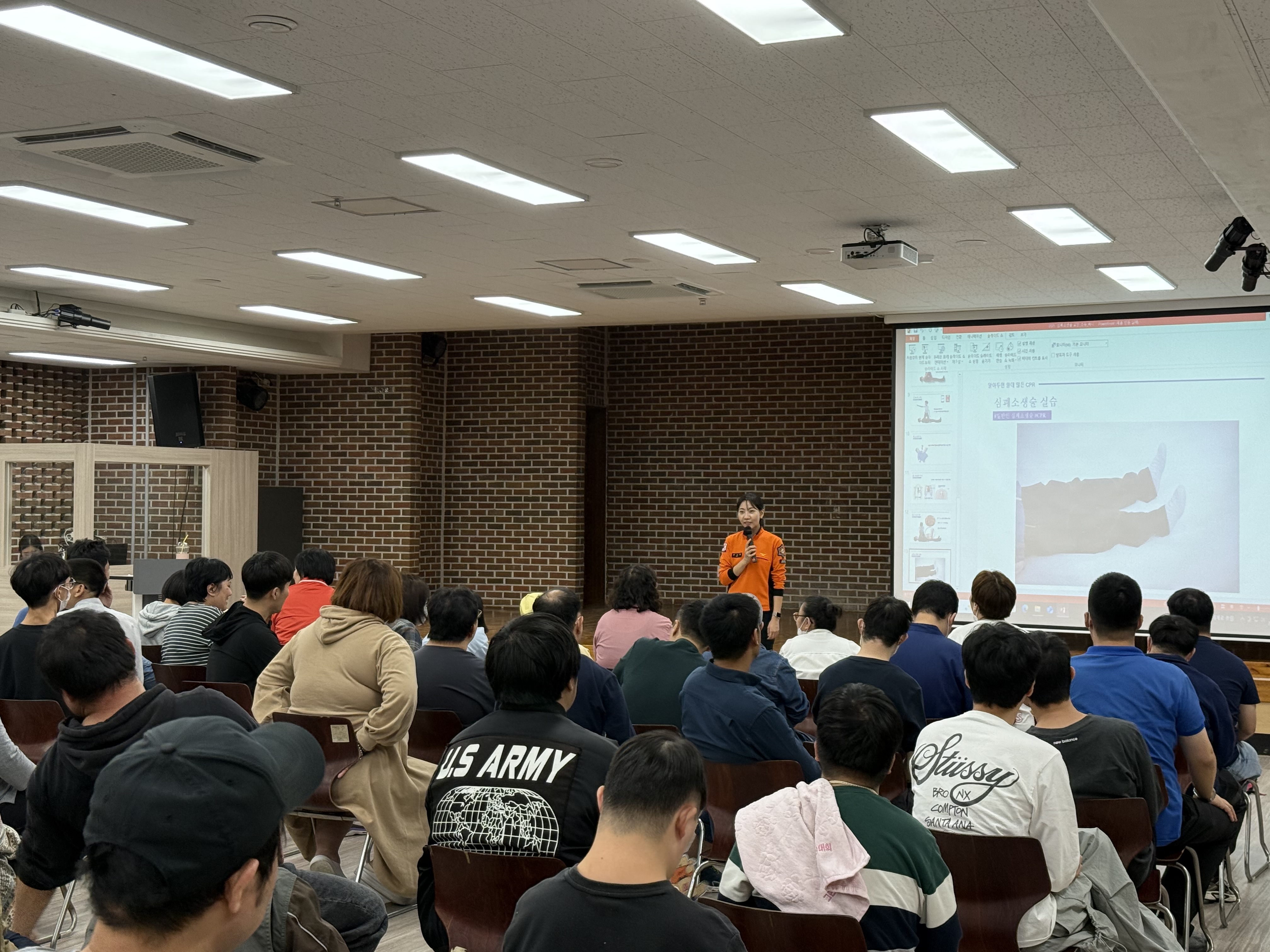 보호작업장 화재안전 소방교육 및 심폐소생술 교육 진행