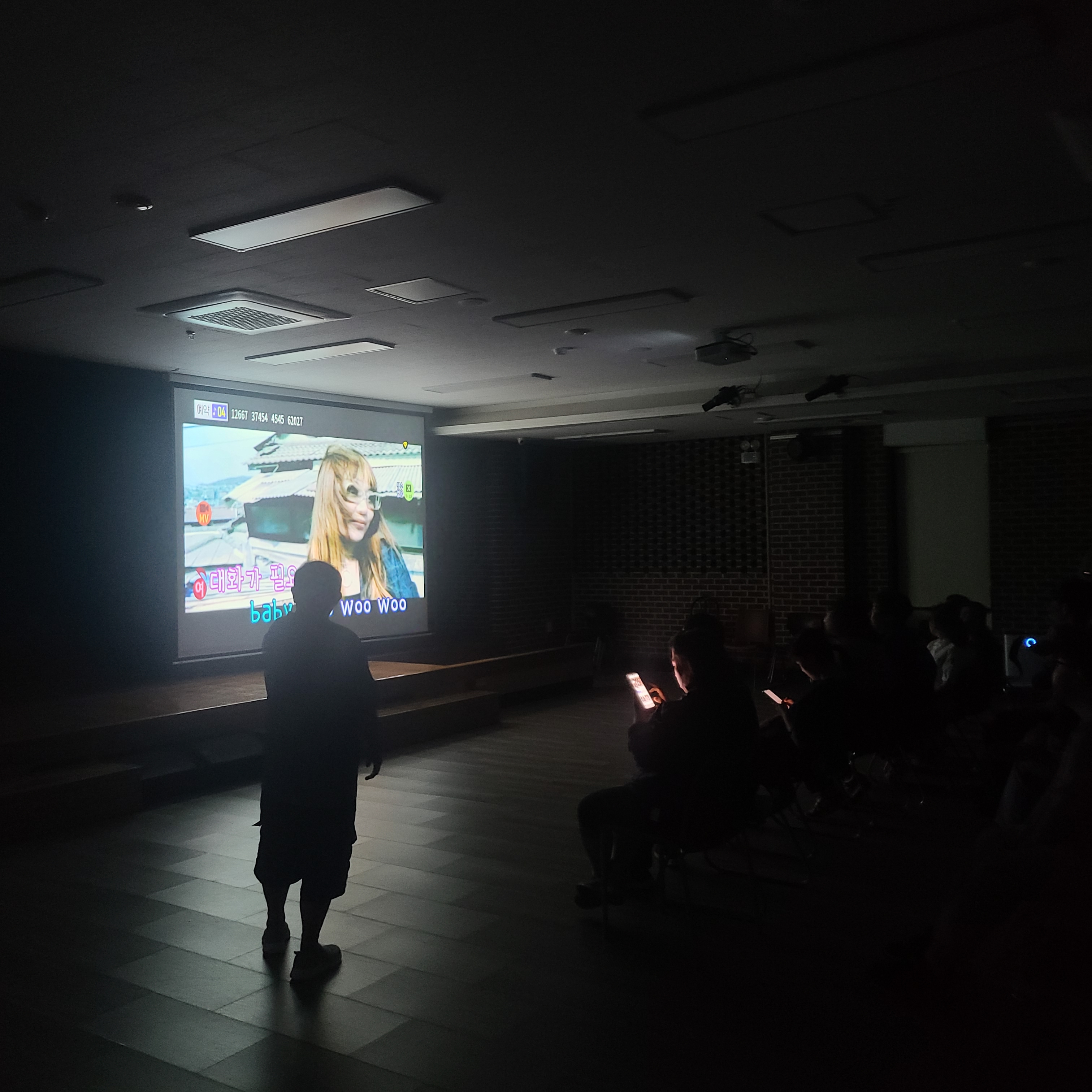 6월 12일 이용자 자치활동 프로그램(노래방)