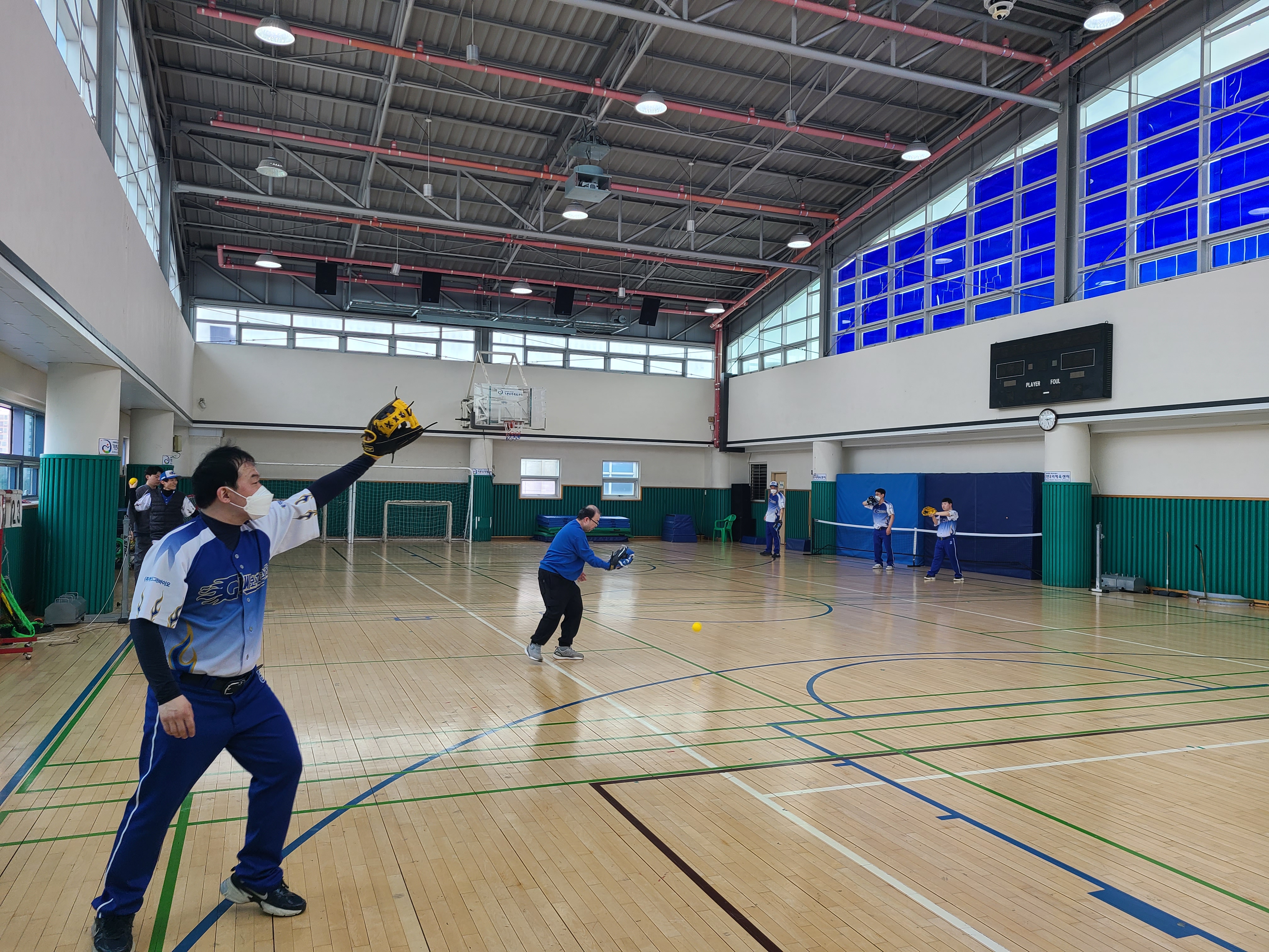 3월 27일 이용자 자치활동 프로그램(티볼)